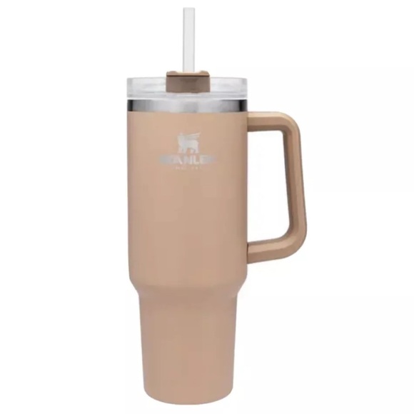 RARE Adventure Quencher Travel
Tumbler | 40 OZ
Driftwood - Picture 2 of 8